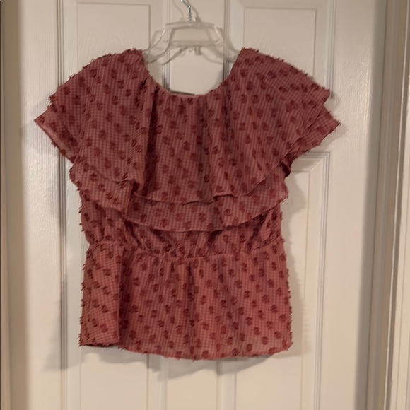 Elegant Ruffled Pink Top - Picture 3 of 3